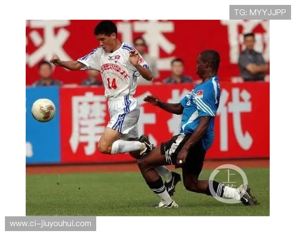 30岁退役足球巨星再启人生新旅程激励无数年轻梦想者的奋进故事篇